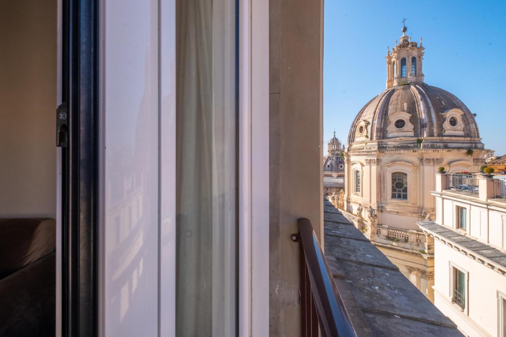 Elegant And Luxury Apartment @Altare Della Patria Rzym Zewnętrze zdjęcie